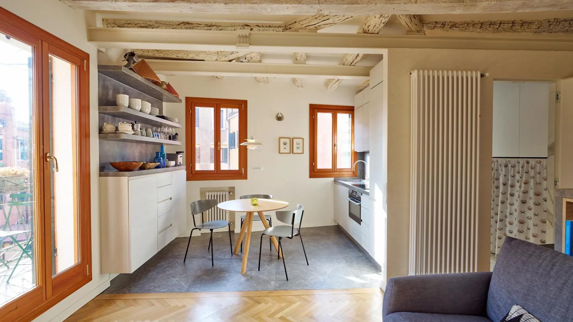 La Grancevola Is A Gorgeous Apartment With Balcony Venice