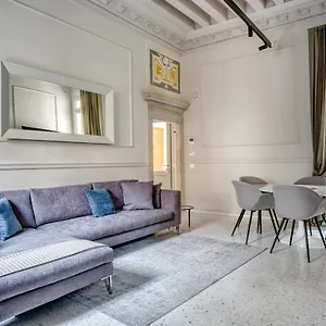 Palazzo Bonvicini 10 Appartamento